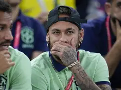 爱游戏平台-佛罗伦萨主场不敌帕尔马，遭遇失利 